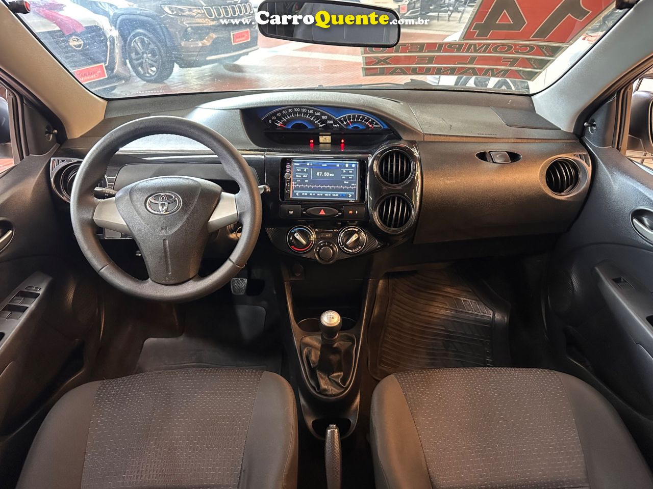 TOYOTA ETIOS 1.3 16V 2014 - Loja