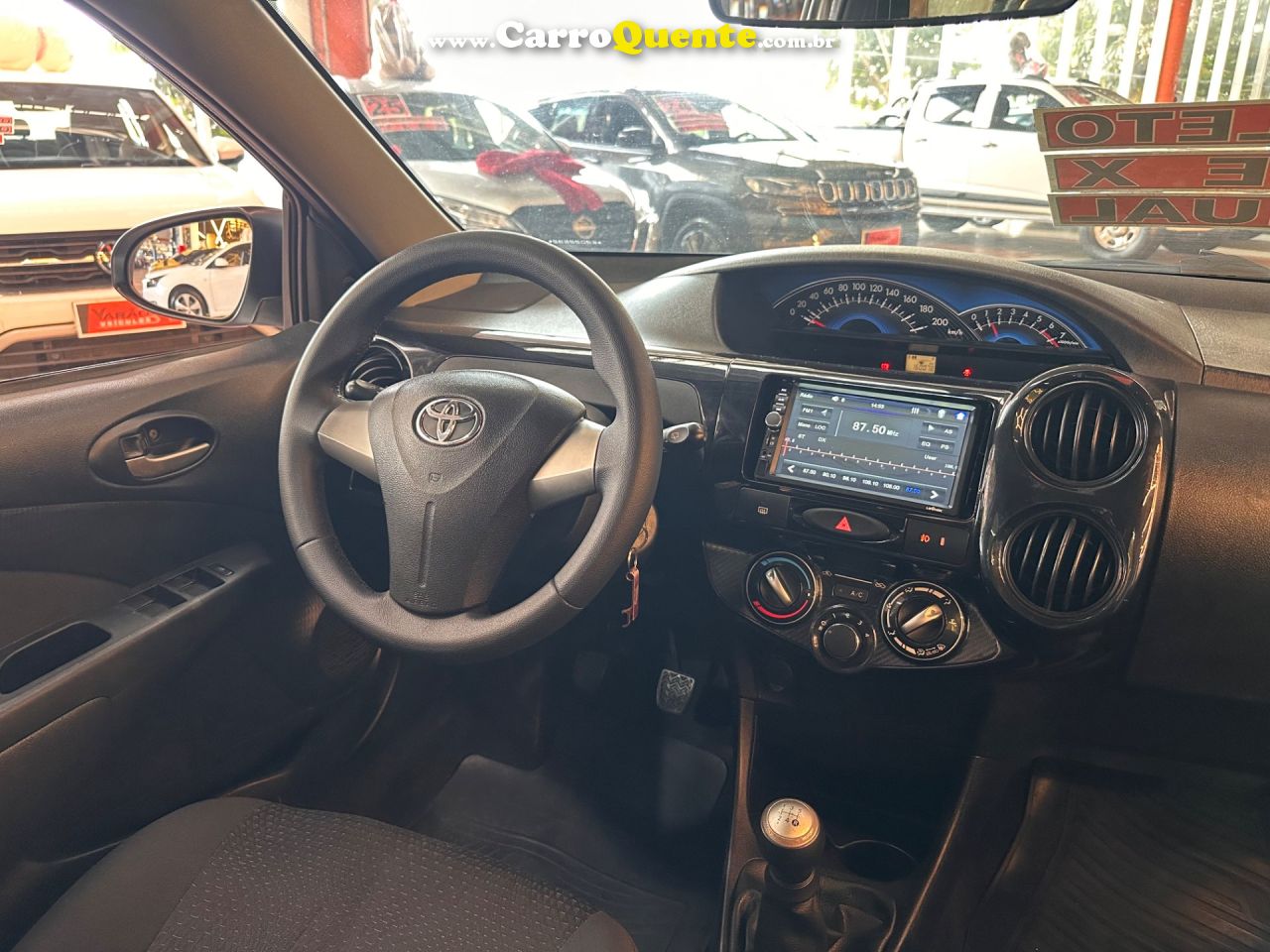 TOYOTA ETIOS 1.3 16V 2014 - Loja