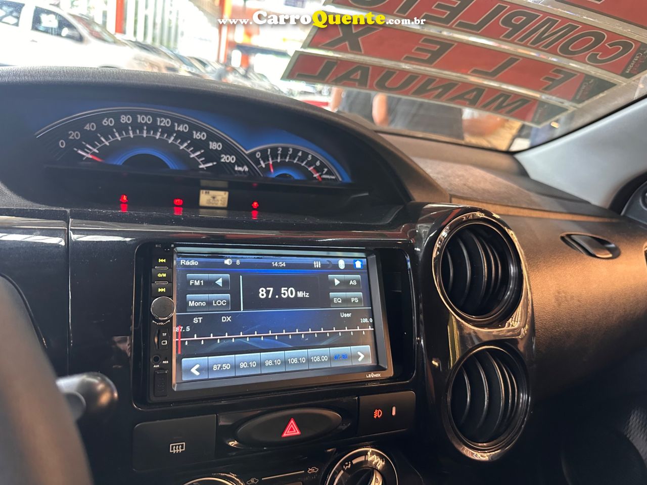 TOYOTA ETIOS 1.3 16V 2014 - Loja