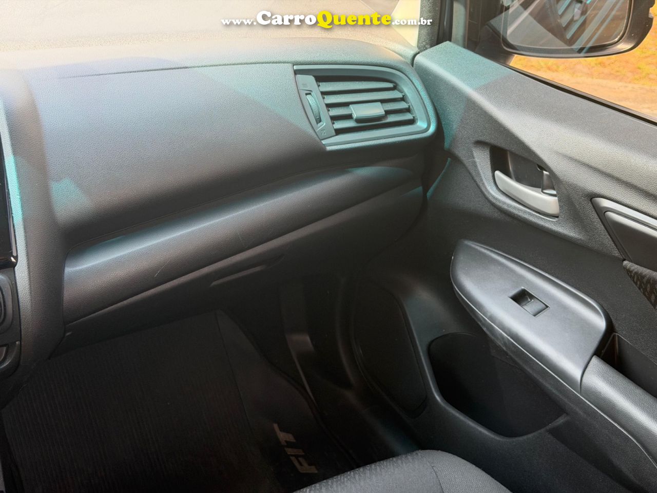 HONDA FIT 1.5 PERSONAL 16V 2020 - Loja