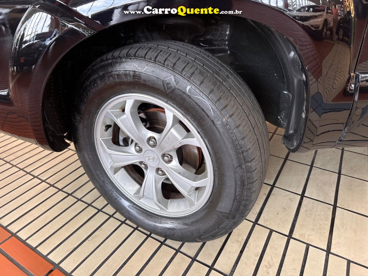 HYUNDAI TUCSON 2.0 MPFI GLS 16V 143CV 2WD 2013 - Loja