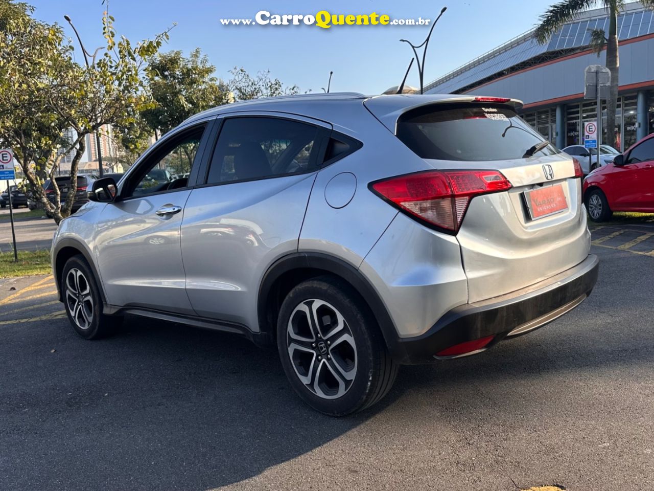 HONDA HR-V 1.8 16V EXL 2016 - Loja