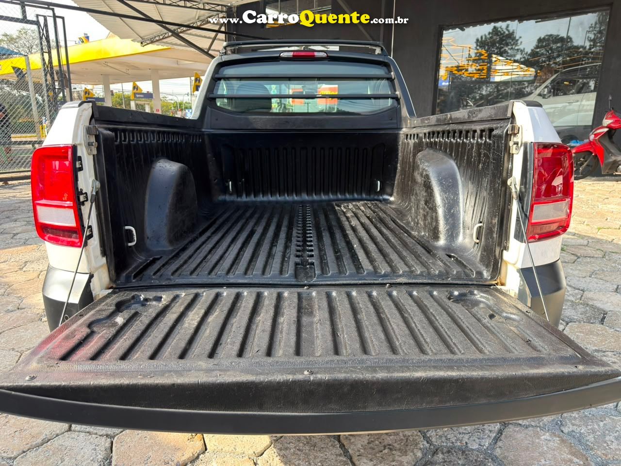 VOLKSWAGEN SAVEIRO 1.6 MSI ROBUST CS 16V 2023 - Loja