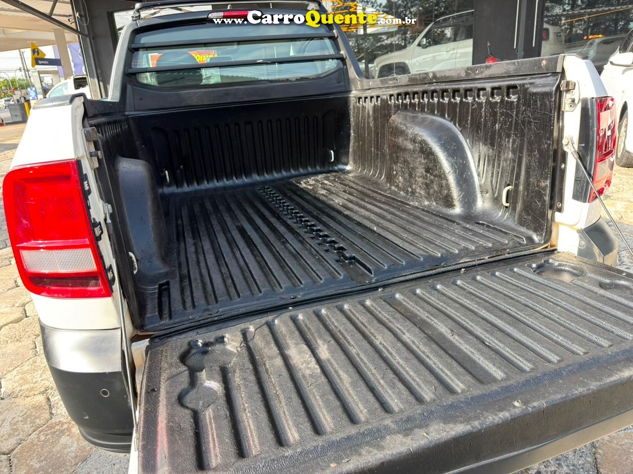 VOLKSWAGEN SAVEIRO 1.6 MSI ROBUST CS 16V 2023 - Loja