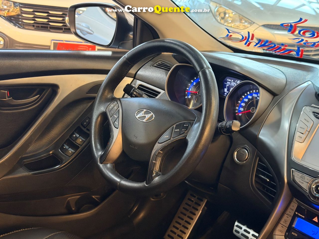 HYUNDAI ELANTRA 1.8 GLS 16V 2013 - Loja