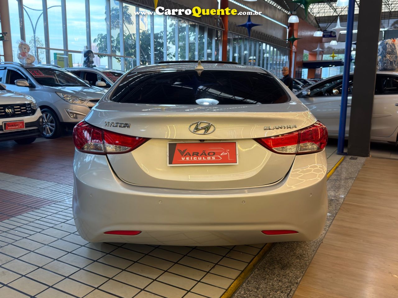 HYUNDAI ELANTRA 1.8 GLS 16V 2013 - Loja