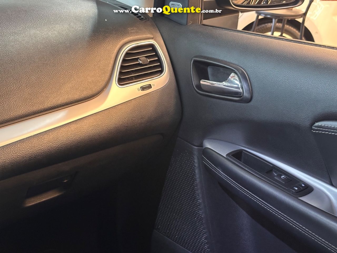 DODGE JOURNEY 3.6 RT V6 2015 - Loja
