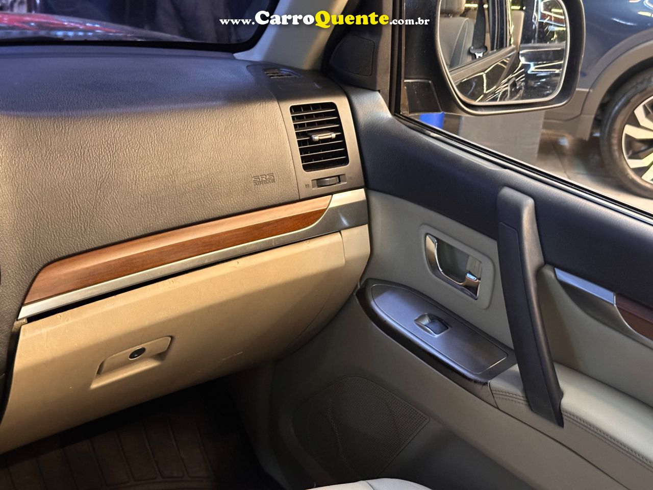 MITSUBISHI PAJERO FULL 3.2 HPE 4X4 16V TURBO INTERCOOLER 2013 - Loja
