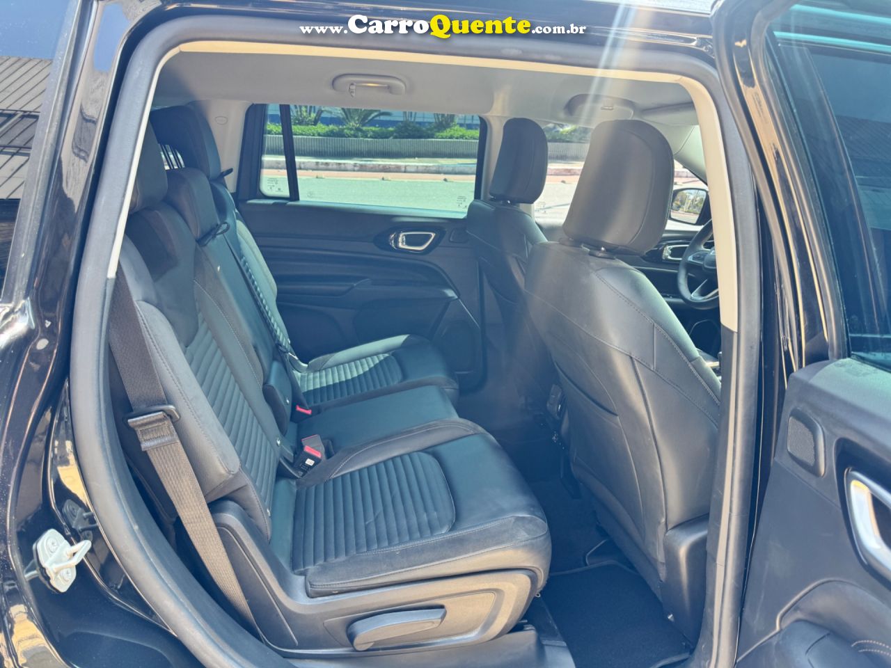 JEEP COMMANDER 1.3 T270 TURBO LIMITED 2025 - Loja