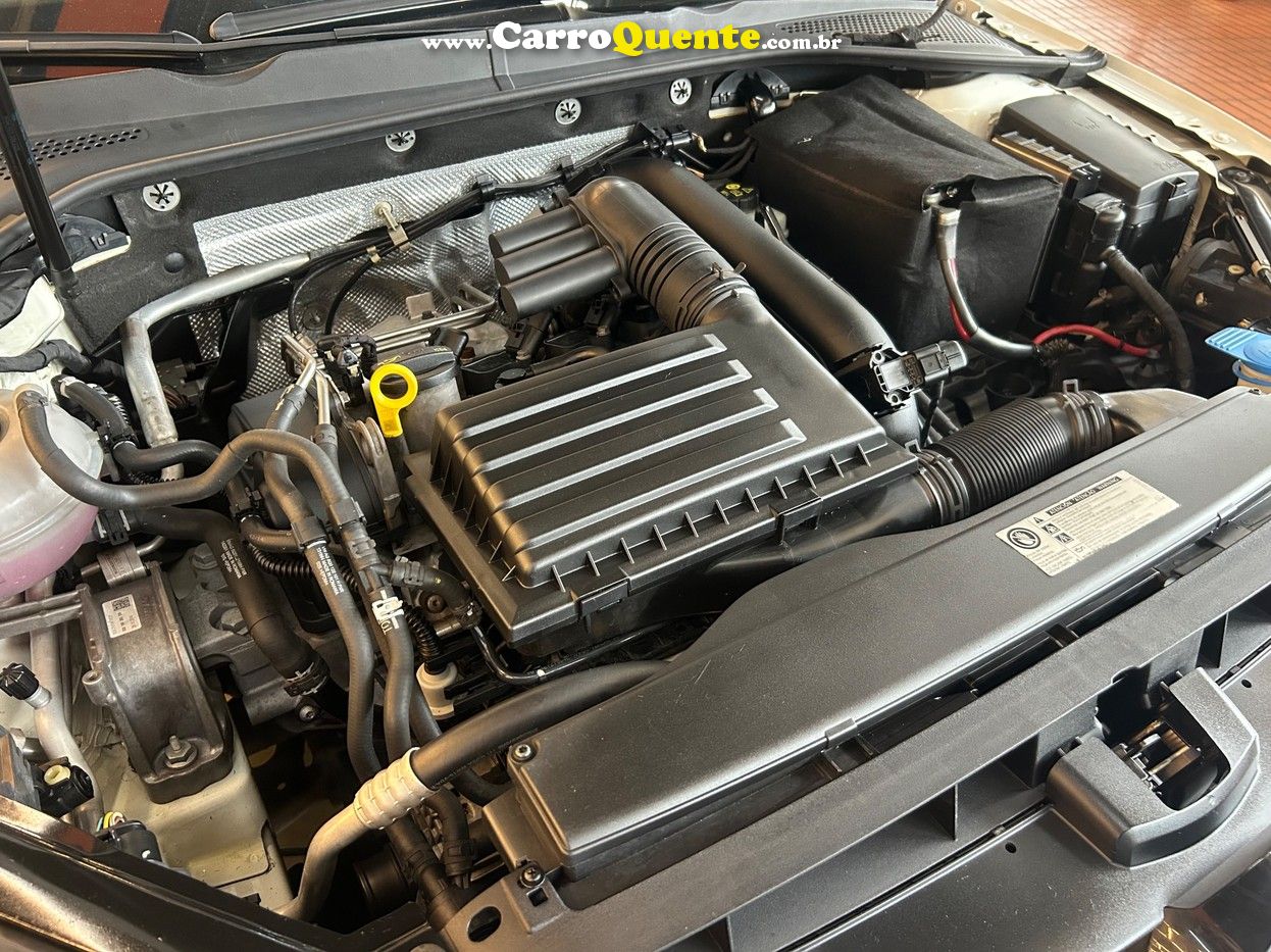 VOLKSWAGEN GOLF 1.4 TSI COMFORTLINE 16V 2015 - Loja