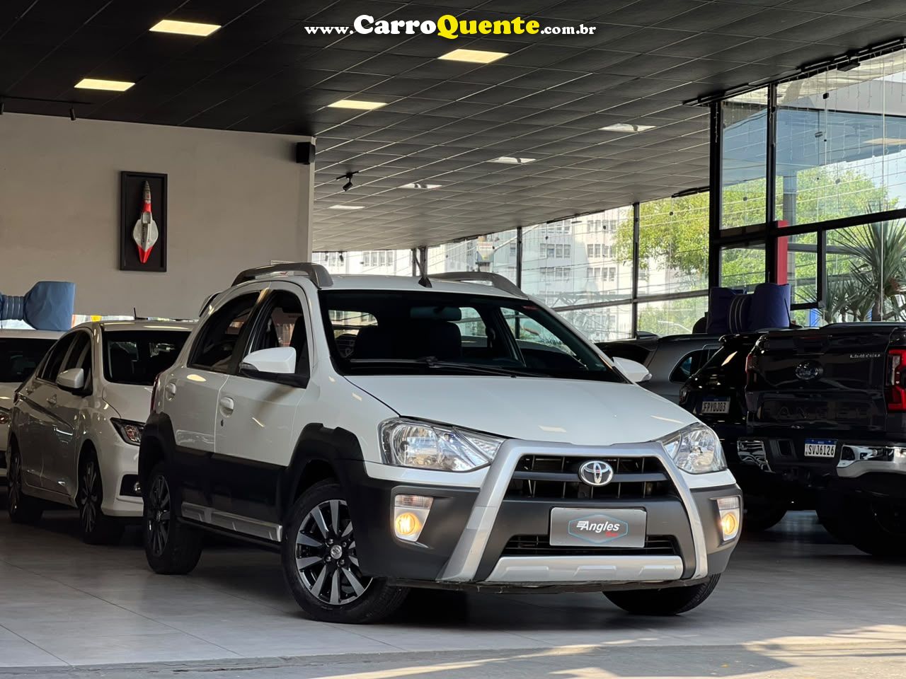 TOYOTA ETIOS CROSS 1.5 16V 2017 - Loja
