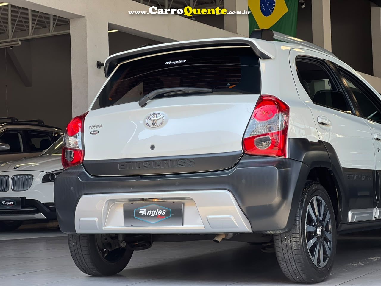 TOYOTA ETIOS CROSS 1.5 16V 2017 - Loja