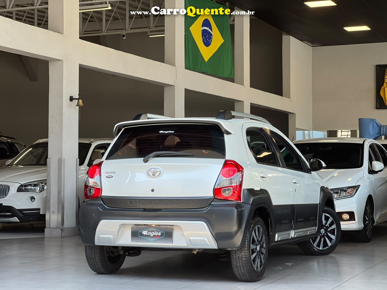 TOYOTA ETIOS CROSS 1.5 16V 2017 - Loja