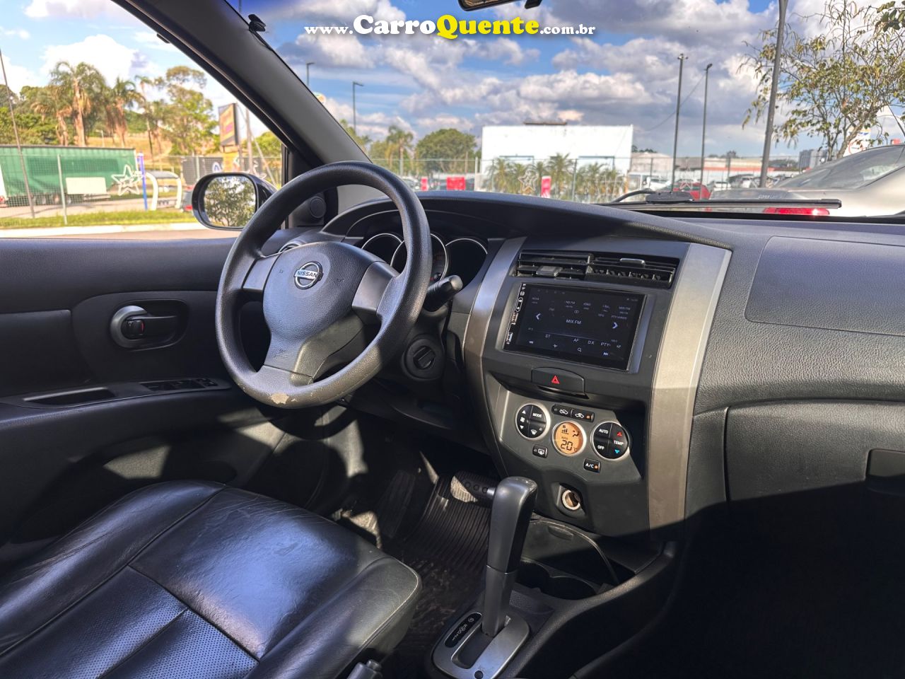 NISSAN LIVINA 1.8 SL X-GEAR 16V 2012 - Loja