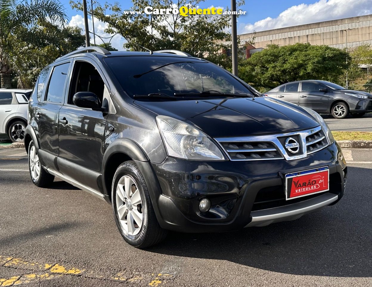 NISSAN LIVINA 1.8 SL X-GEAR 16V 2012 - Loja