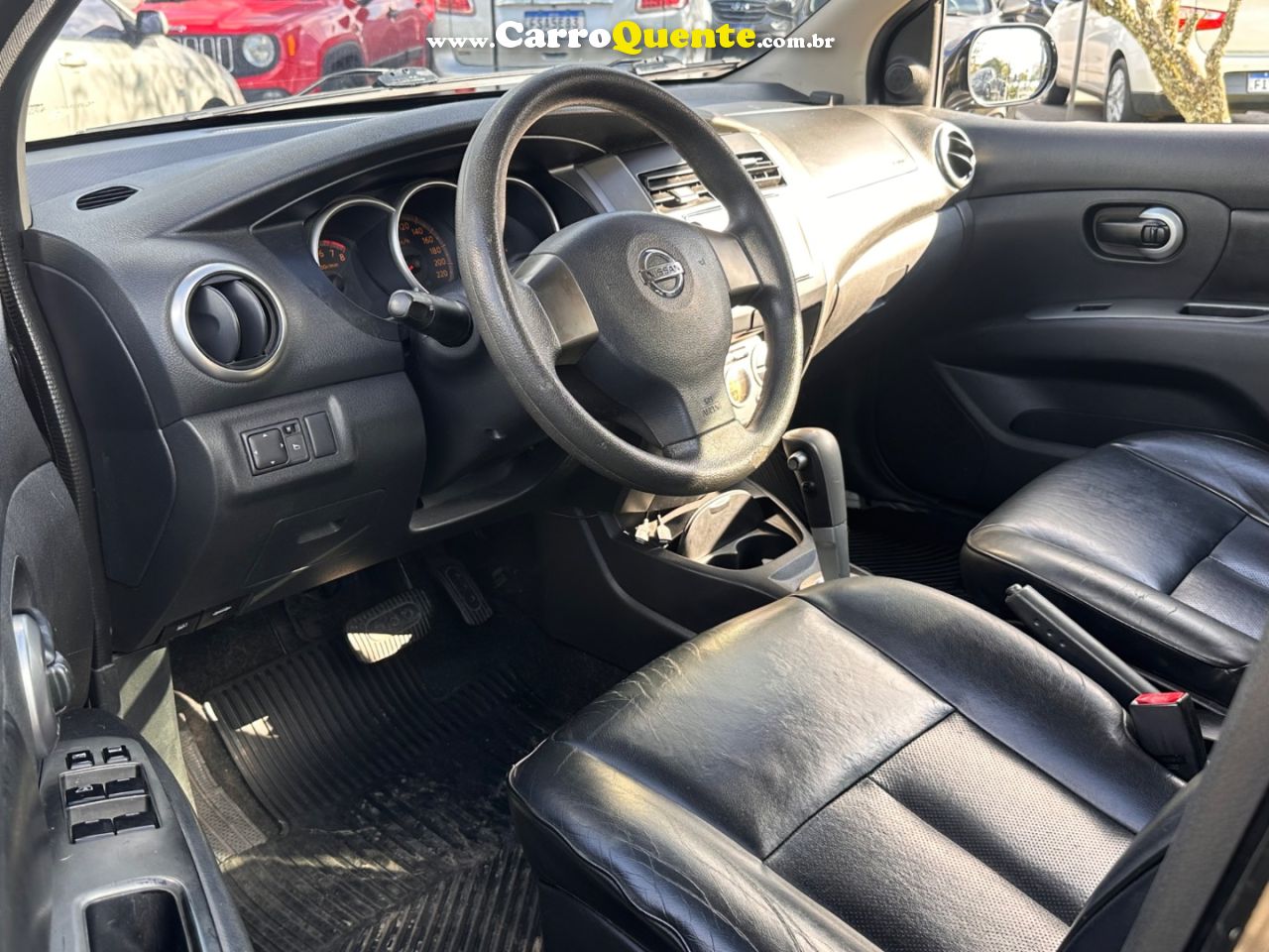 NISSAN LIVINA 1.8 SL X-GEAR 16V 2012 - Loja