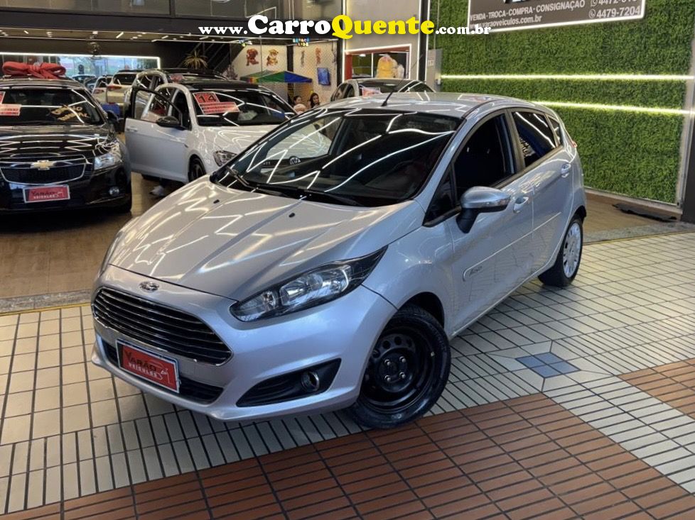 FORD FIESTA 1.6 SE HATCH 16V 2017 - Loja