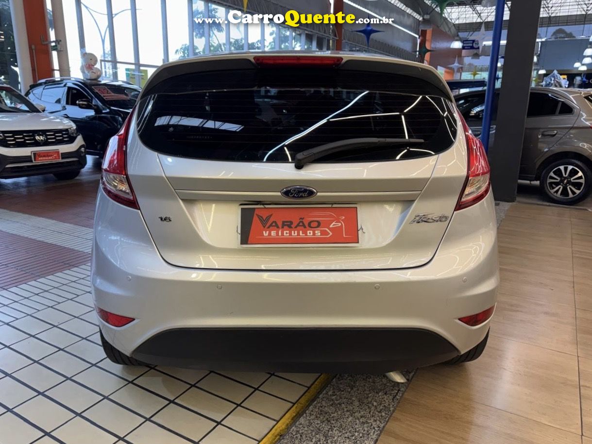 FORD FIESTA 1.6 SE HATCH 16V 2017 - Loja