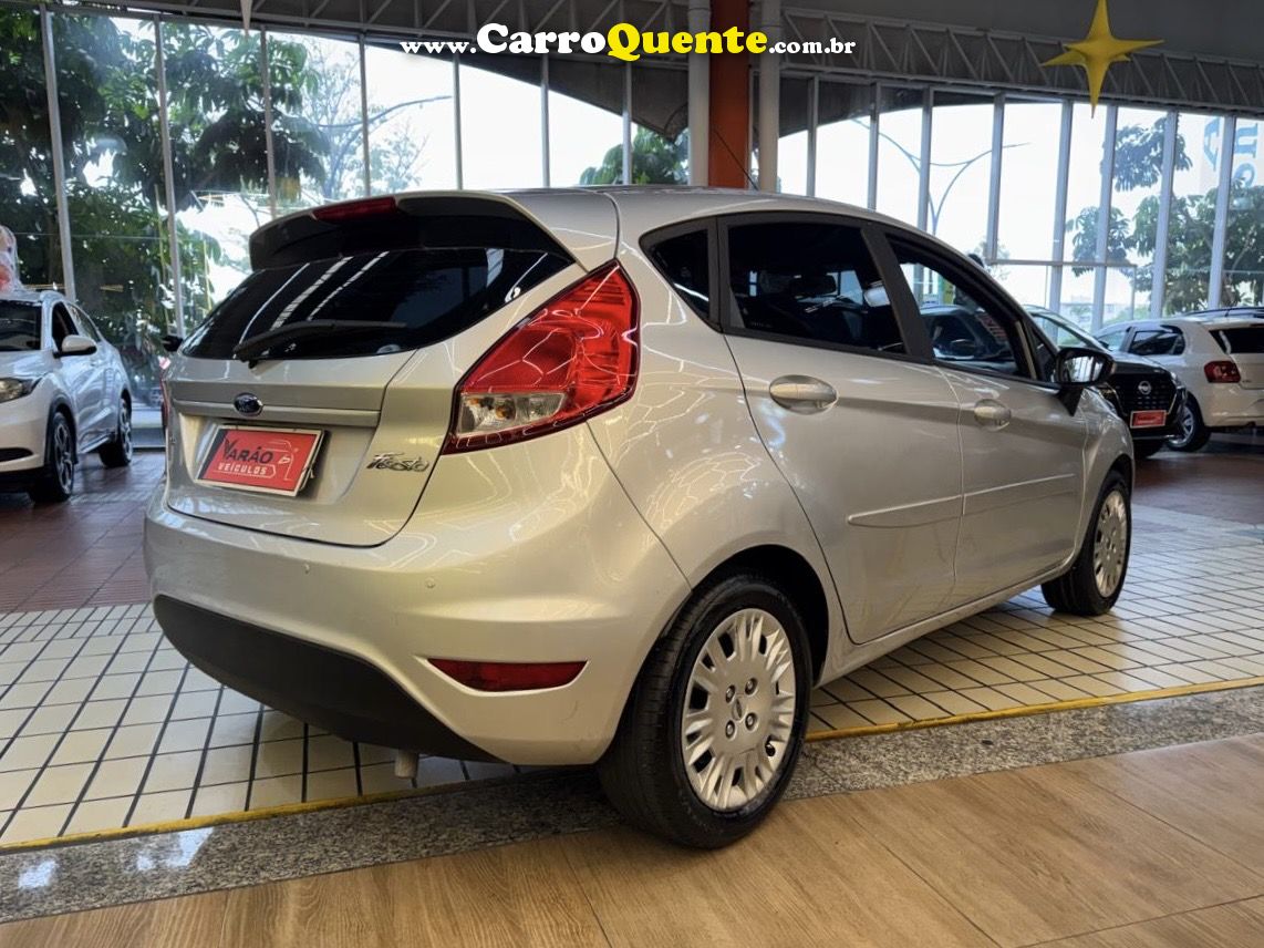 FORD FIESTA 1.6 SE HATCH 16V 2017 - Loja