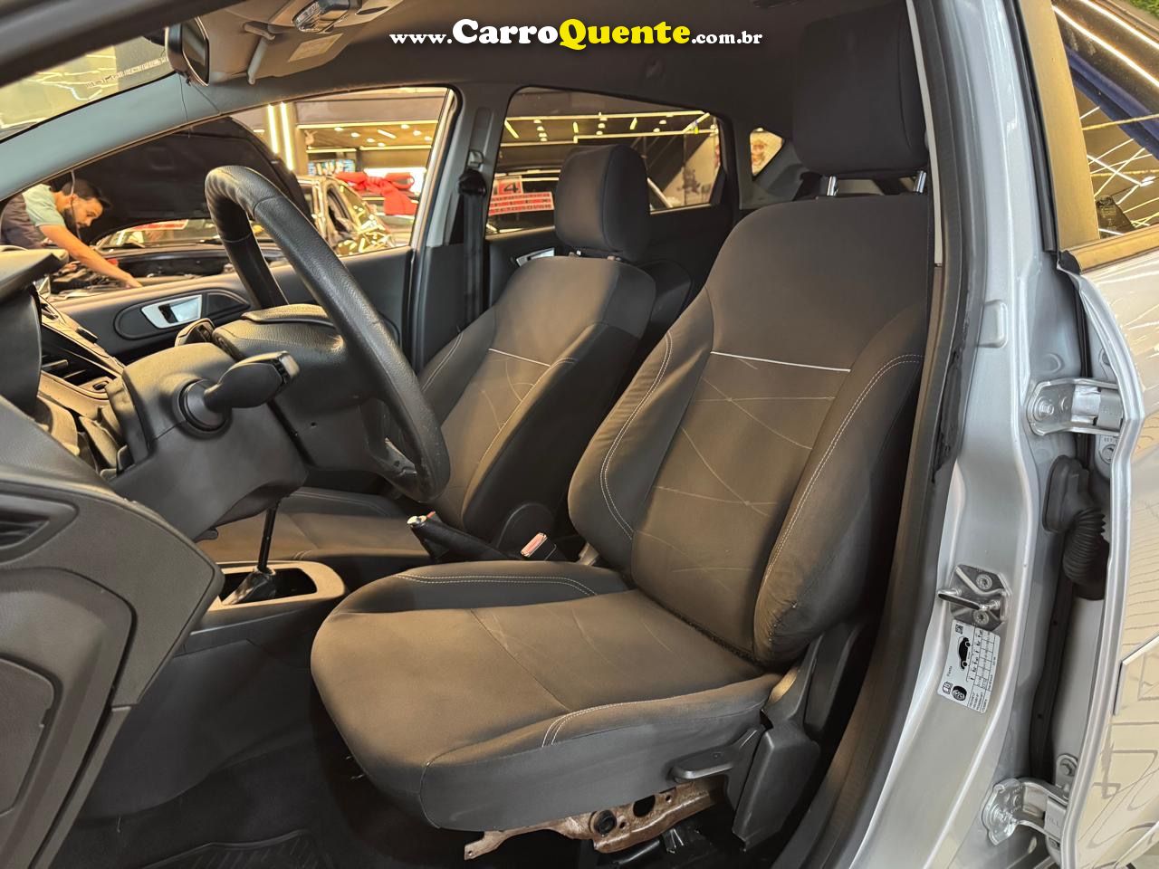 FORD FIESTA 1.6 SE HATCH 16V 2017 - Loja