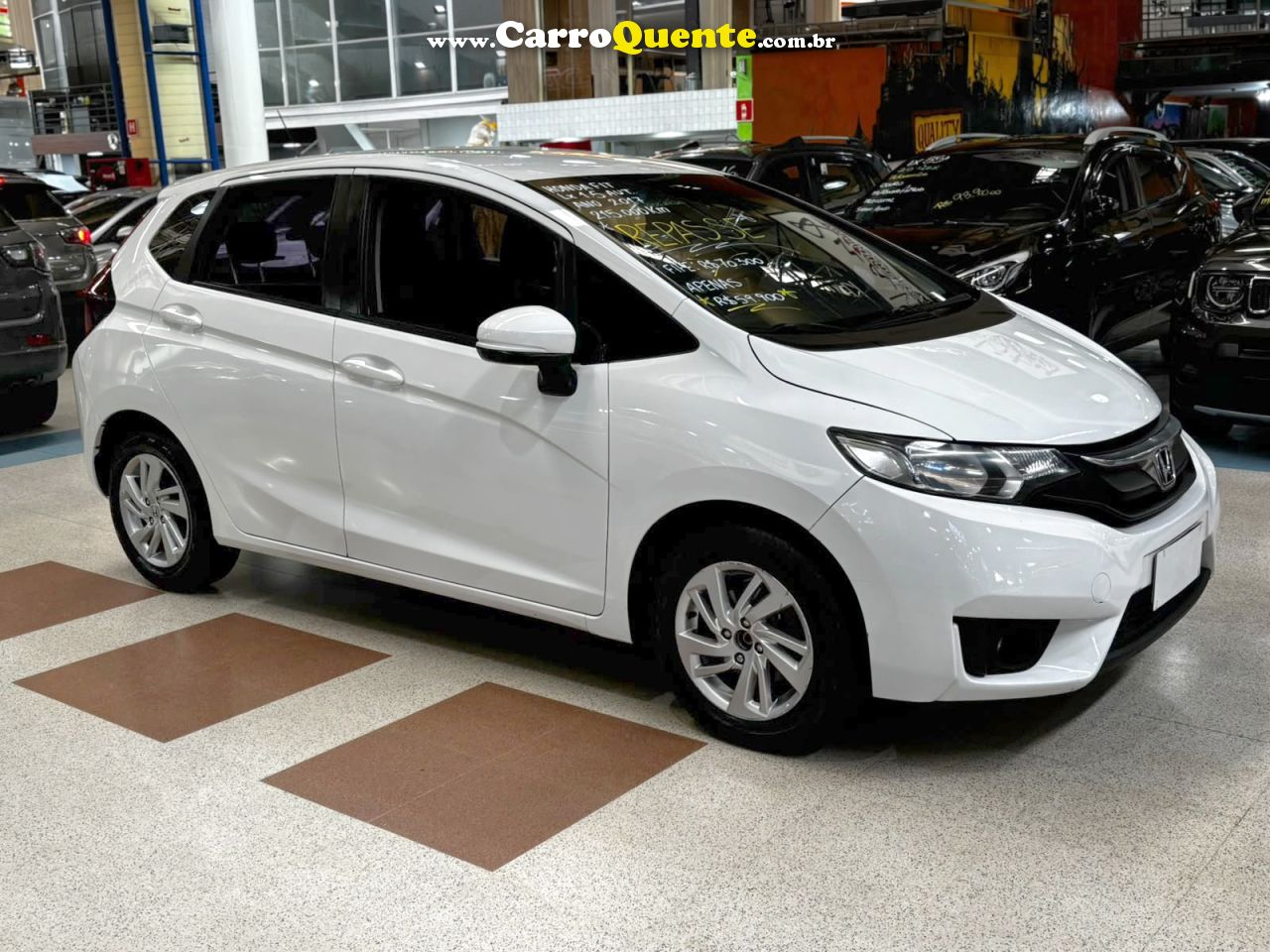 FIT 2017 LX ABAIXO DA FIPE (leia o anúncio) 2017 - Loja