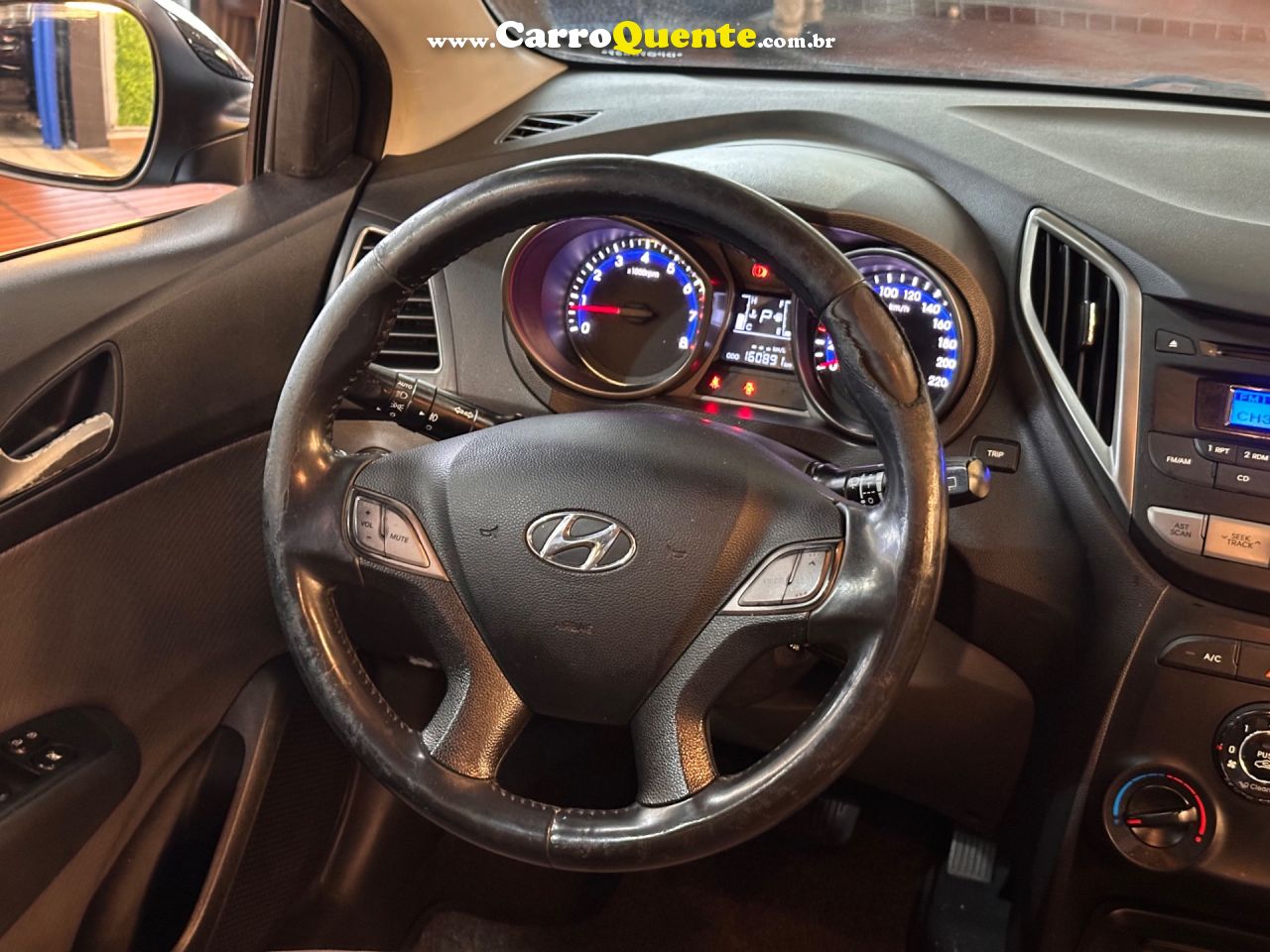 HYUNDAI HB20 1.6 PREMIUM 16V 2013 - Loja