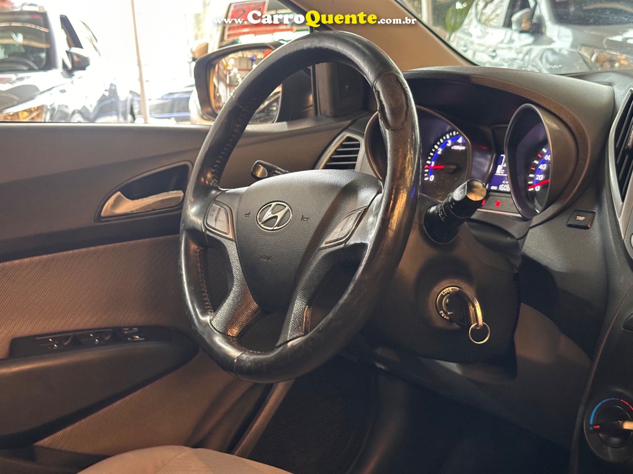 HYUNDAI HB20 1.6 PREMIUM 16V 2013 - Loja