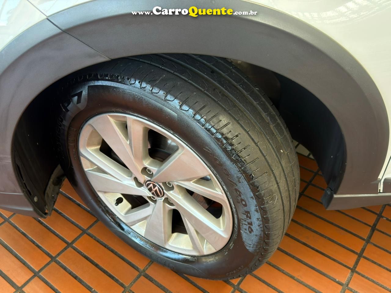 VOLKSWAGEN NIVUS 1.0 200 TSI TOTAL COMFORTLINE 2022 - Loja