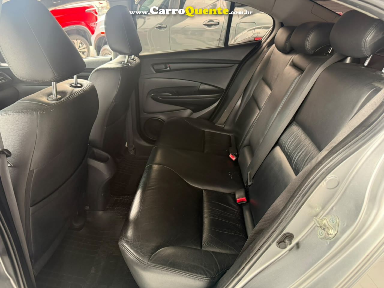 HONDA   CITY SEDAN LX 1.5 FLEX 16V 4P AUT.   CINZA 2013 1.5 FLEX - Loja