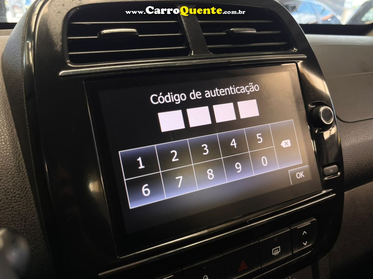 RENAULT   KWID INTENSE 1.0 FLEX 12V 5P MEC.   BRANCO 2023 1.0 FLEX - Loja