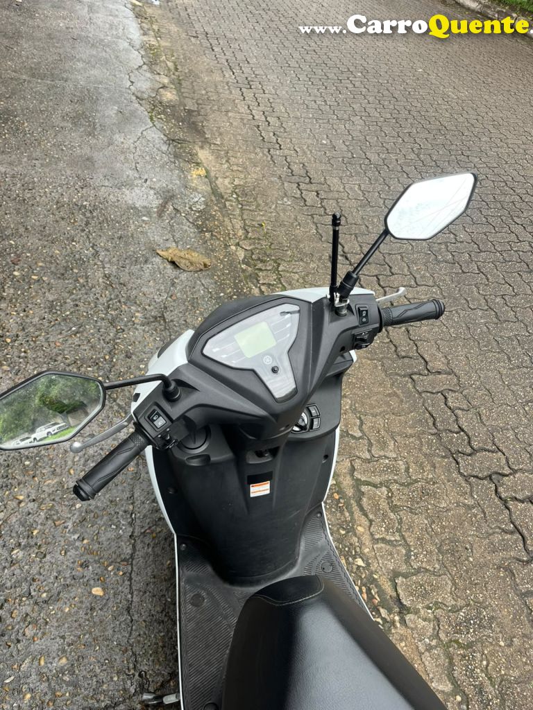 YAMAHA    FLUO 125   BRANCO 2024 2 GASOLINA - Loja