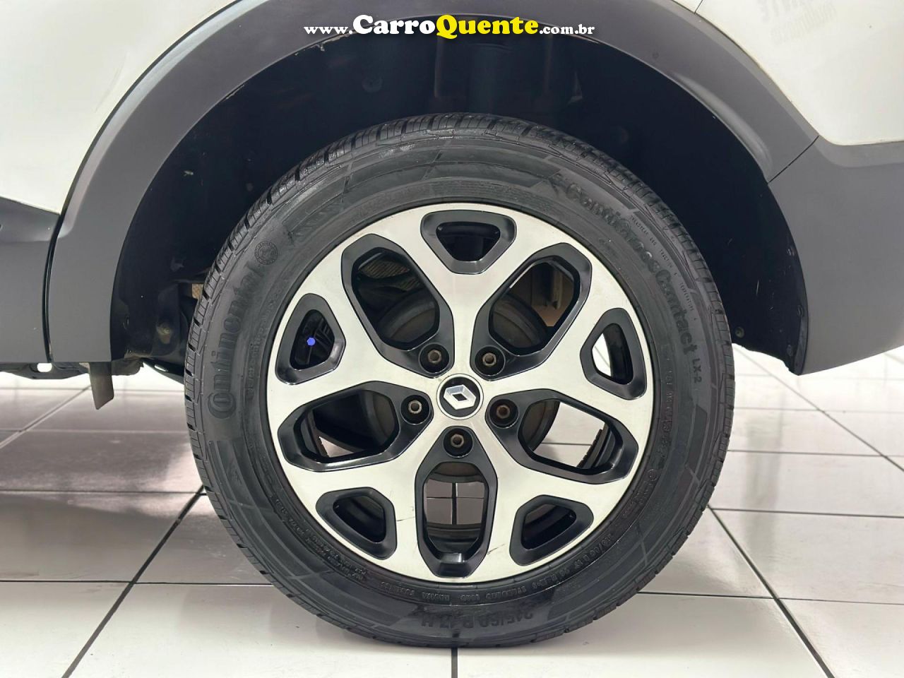 RENAULT   CAPTUR INTENSE 1.6 16V FLEX 5P AUT.   PRATA 2021 1.6 FLEX - Loja