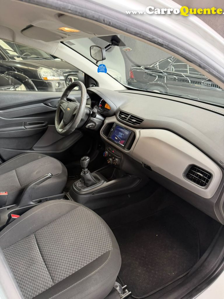 CHEVROLET   ONIX HATCH LT 1.0 8V FLEXPOWER 5P MEC.   BRANCO 2015 1.0 FLEX - Loja