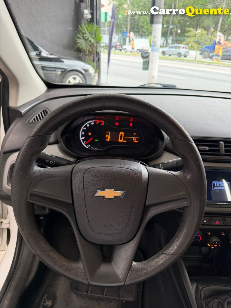CHEVROLET   ONIX HATCH LT 1.0 8V FLEXPOWER 5P MEC.   BRANCO 2015 1.0 FLEX - Loja