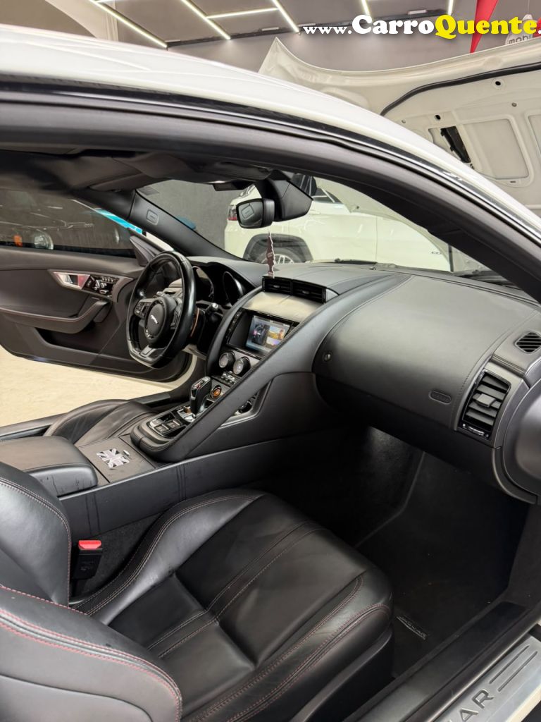 JAGUAR   F-TYPE SUPERCHARGED COUPE 3.0 V6   BRANCO 2016 3.0 GASOLINA - Loja