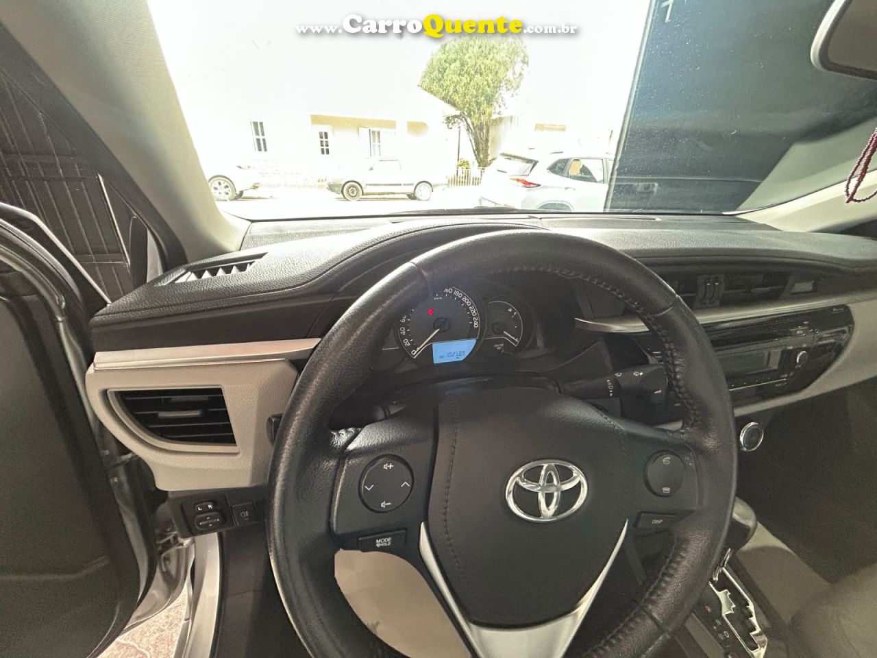 TOYOTA   COROLLA GLI 1.8 FLEX 16V  AUT.   PRATA 2017 1.8 FLEX - Loja