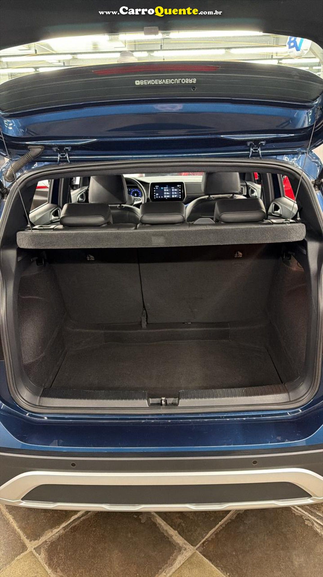 VOLKSWAGEN   T-CROSS HIGHLINE 1.4 TSI FLEX 16V 5P AUT   AZUL 2025 1.4 FLEX - Loja