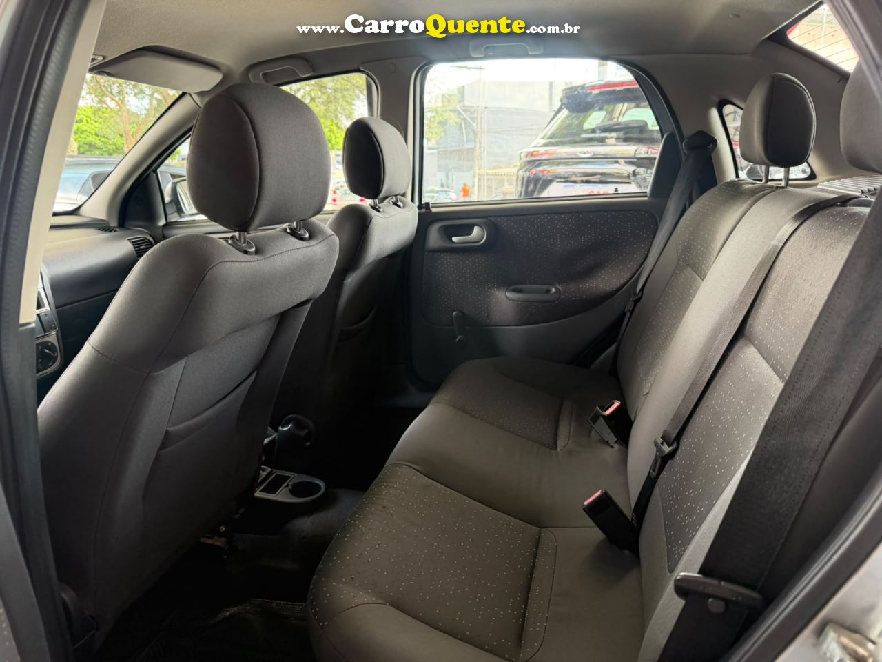 CHEVROLET   CORSA SED. PREMIUM 1.4 8V ECONOFLEX 4P   PRATA 2009 1.4 GASOLINA - Loja