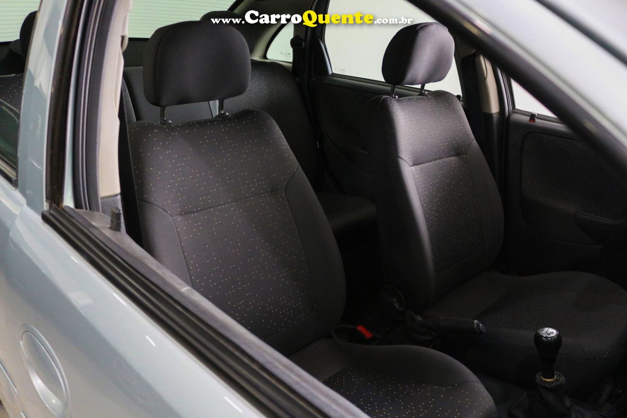 CHEVROLET   CORSA SED. PREMIUM 1.4 8V ECONOFLEX 4P   PRATA 2010 1.4 FLEX - Loja