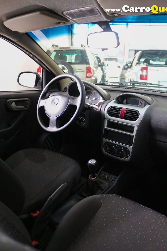 CHEVROLET   CORSA SED. PREMIUM 1.4 8V ECONOFLEX 4P   PRATA 2010 1.4 FLEX - Loja