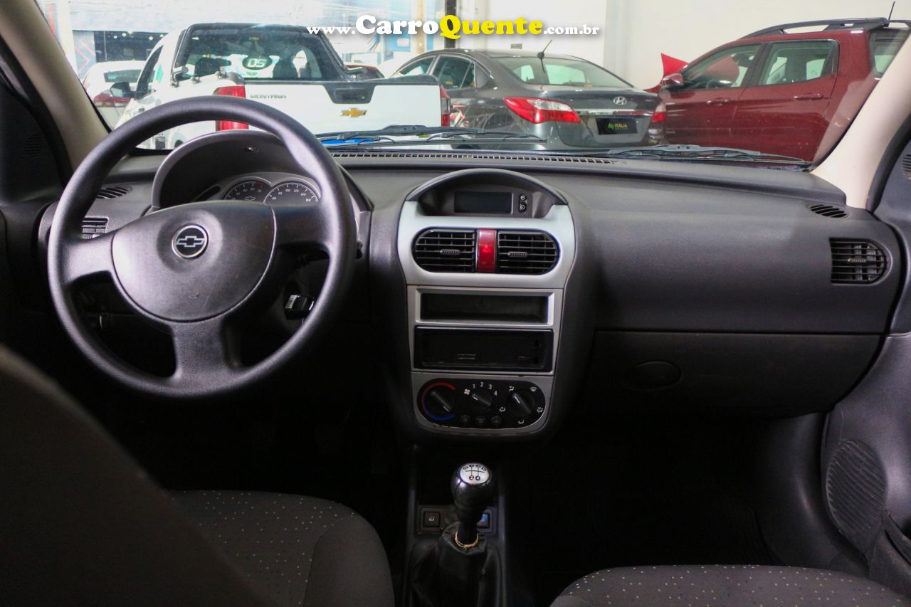 CHEVROLET   CORSA SED. PREMIUM 1.4 8V ECONOFLEX 4P   PRATA 2010 1.4 FLEX - Loja
