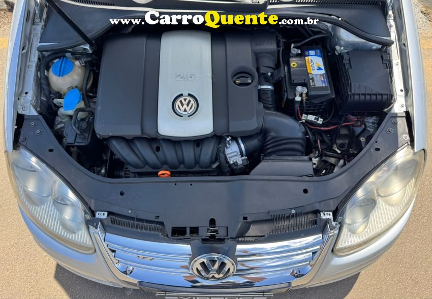 Volkswagen JETTA 2.5 I 20V 150CV GASOLINA 4P TIPTRONIC - Loja