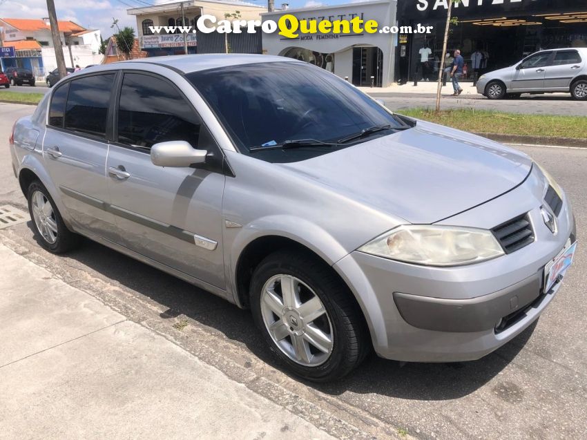 Renault MEGANE 1.6 DYNAMIQUE 16V FLEX 4P MANUAL - Loja
