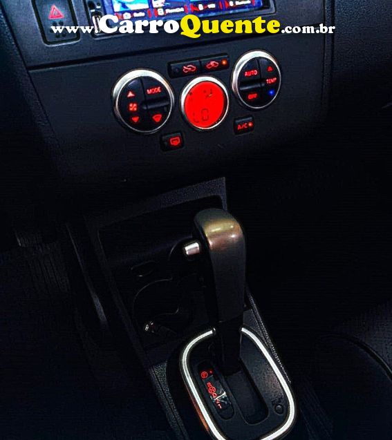Nissan TIIDA 1.8 SL 16V FLEX 4P AUTOMÁTICO - Loja