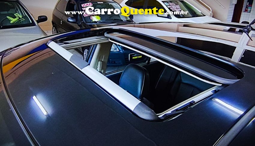 Nissan TIIDA 1.8 SL 16V FLEX 4P AUTOMÁTICO - Loja