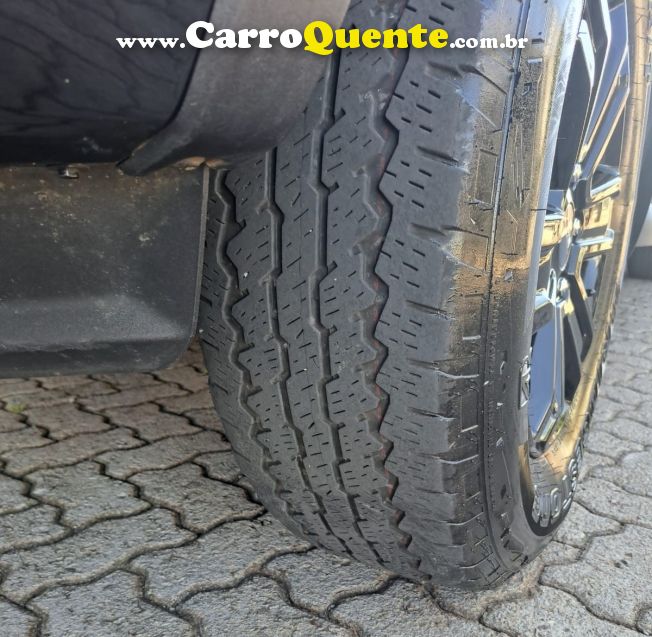 Ford RANGER 3.0 V6 TURBO DIESEL CD XLS 4X4 AUTOMÁTICO - Loja