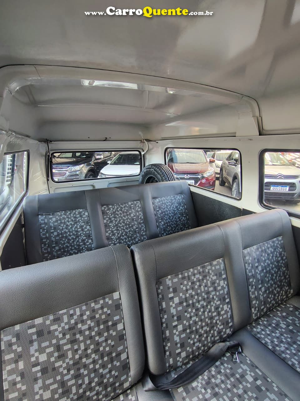 VOLKSWAGEN KOMBI 1.4 MI STD LOTACÃO 8V 2013 - Loja
