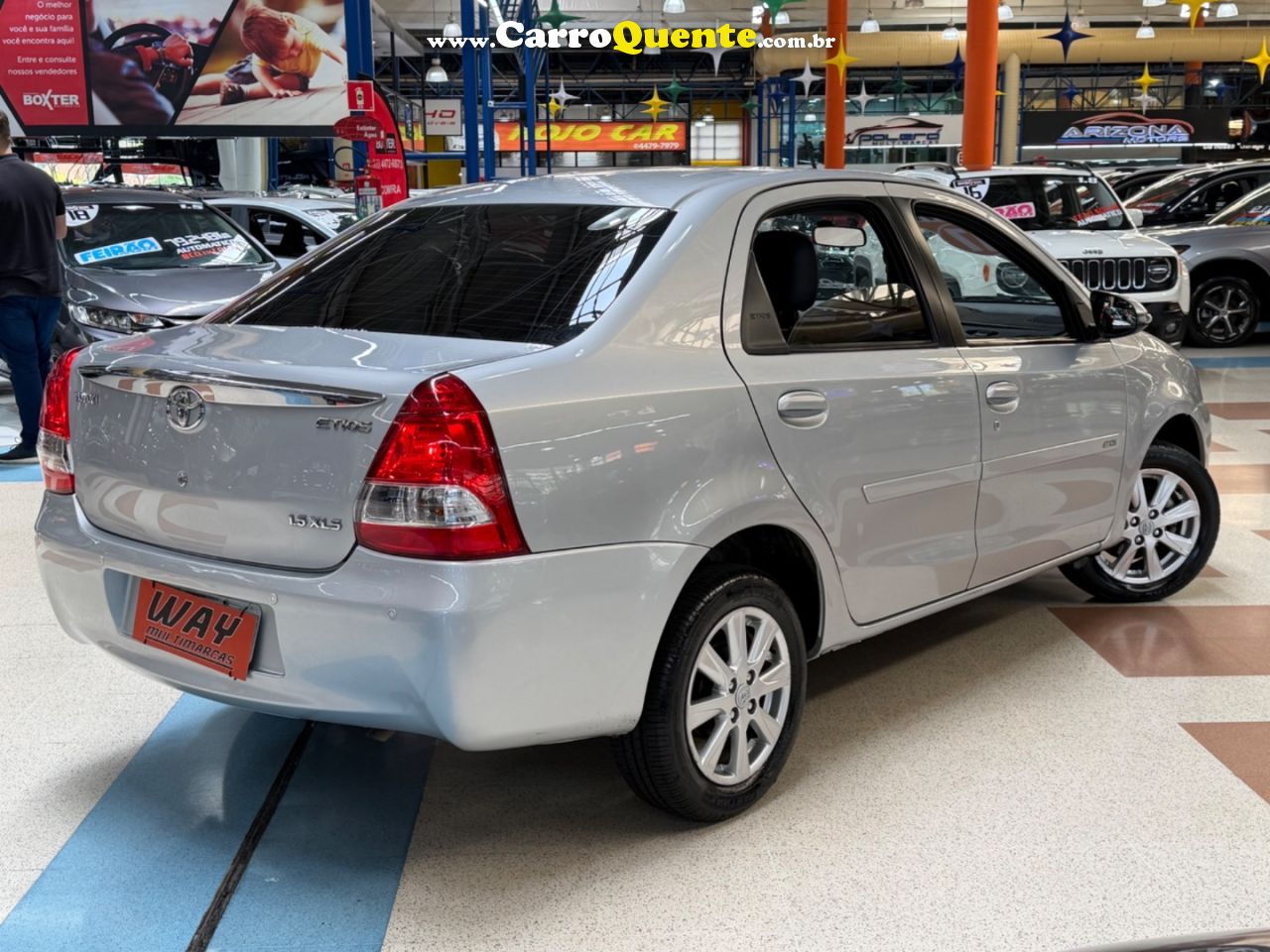 TOYOTA ETIOS 1.5 XLS SEDAN 16V 2017 - Loja
