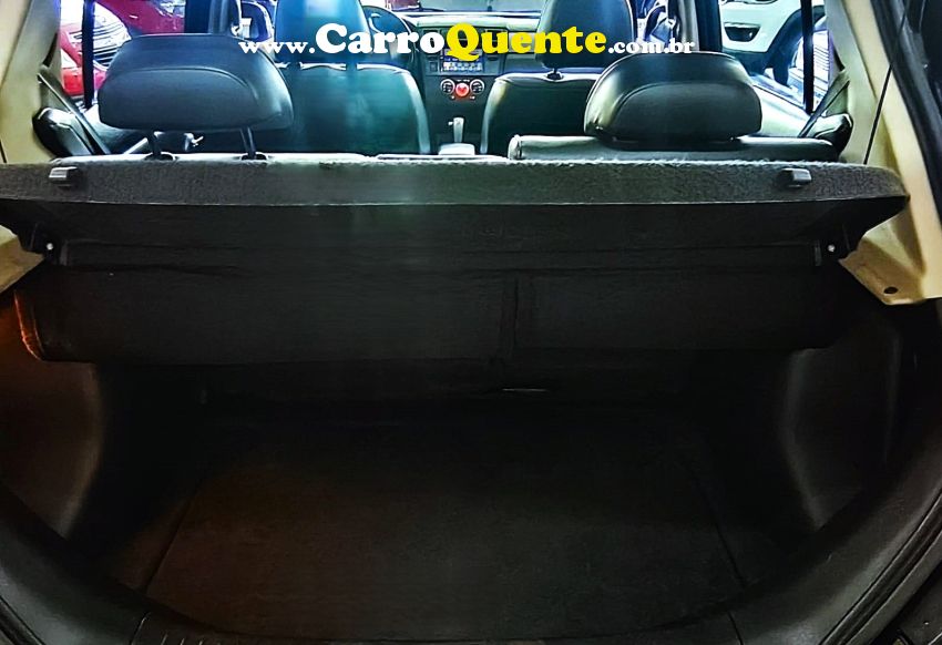 Nissan TIIDA 1.8 SL 16V FLEX 4P AUTOMÁTICO - Loja