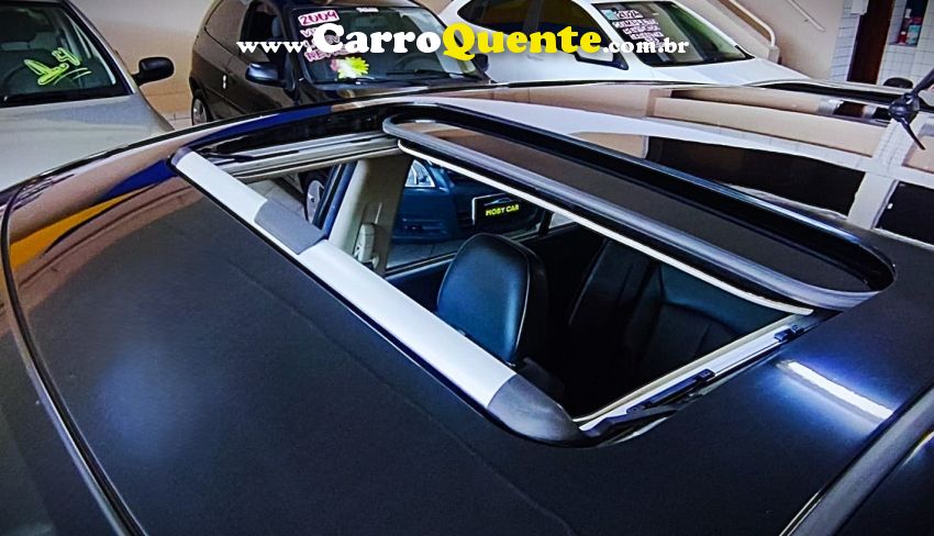 Nissan TIIDA 1.8 SL 16V FLEX 4P AUTOMÁTICO - Loja